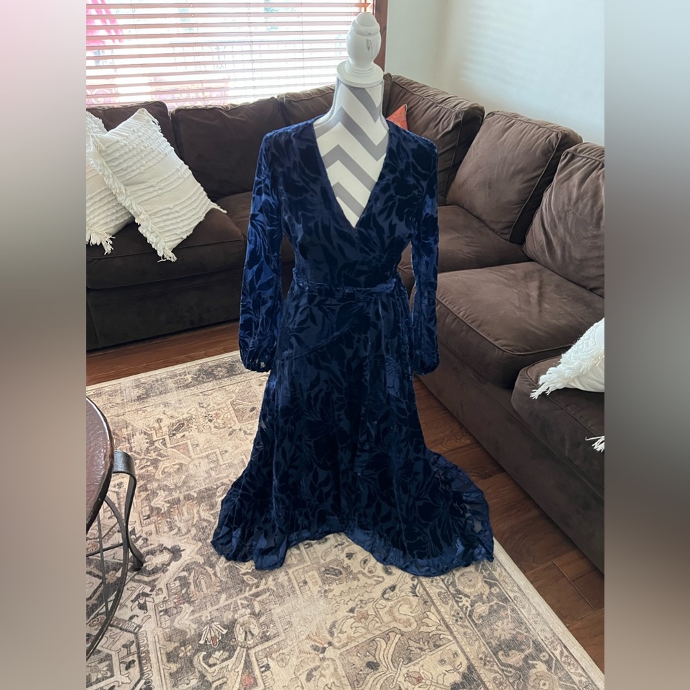 Gorgeous Navy blue evening dress